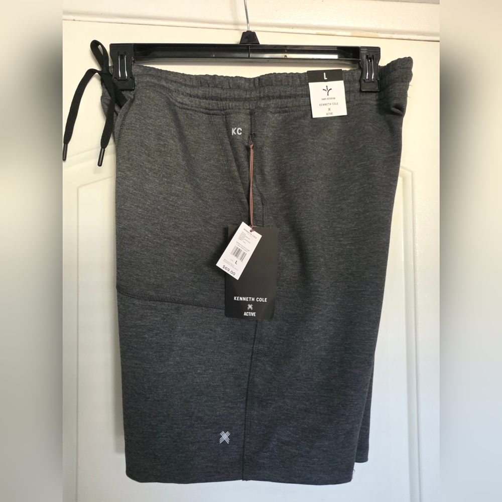 Men's Kenneth Cole Shorts Large 2 Tech Jogger Scuba Shorts Gray